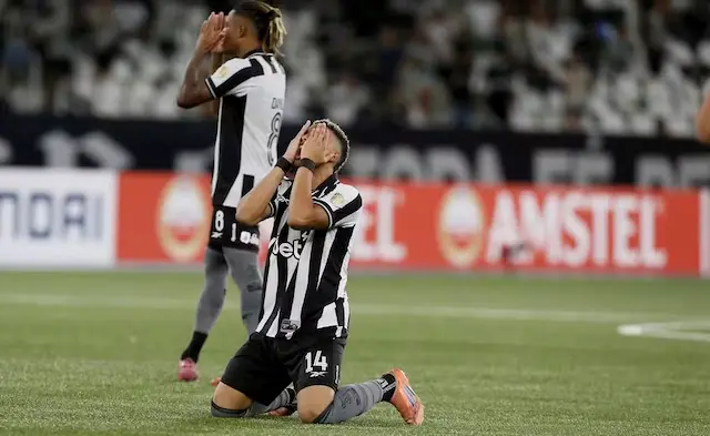 Botafogo perde o clássico para o Flamengo